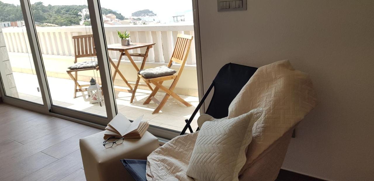 Apartments Huljic Đảo Hvar Ngoại thất bức ảnh