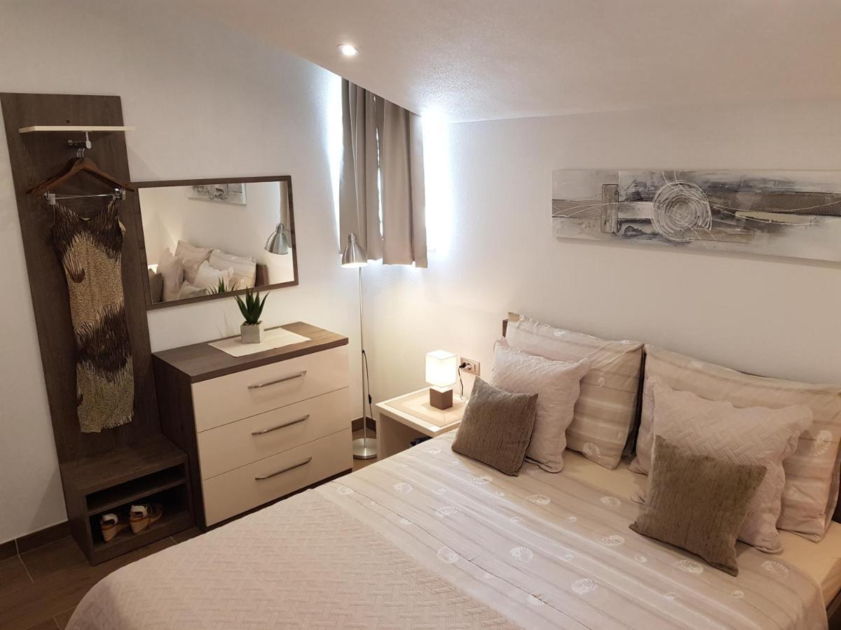 Apartments Huljic Đảo Hvar Ngoại thất bức ảnh