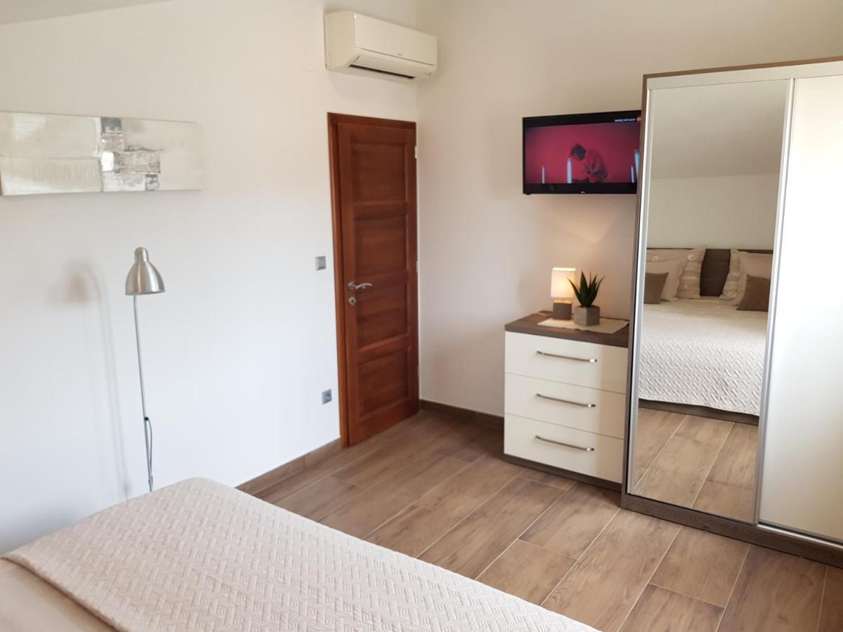 Apartments Huljic Đảo Hvar Ngoại thất bức ảnh