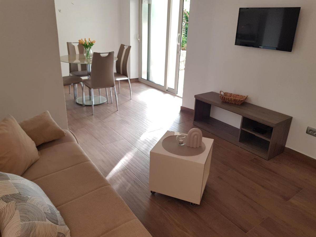 Apartments Huljic Đảo Hvar Ngoại thất bức ảnh